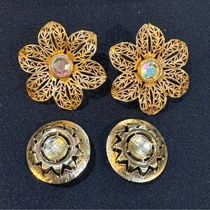 2 Pairs Vintage Clip-on Earrings 🌸💎 Gold AB ☀️👂Sun MCM